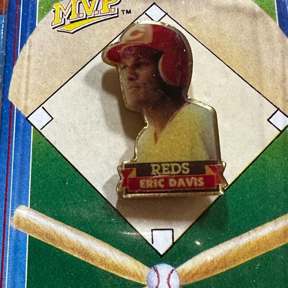 Vtg 1990 MLB MVP Eric Davis Major League Collectors Score Card & Pin Series - Picture 5 of 6